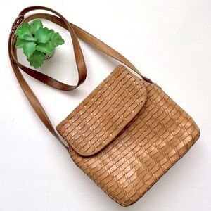 Vintage Fossil Woven Leather Tan Cross Body Bag Flap